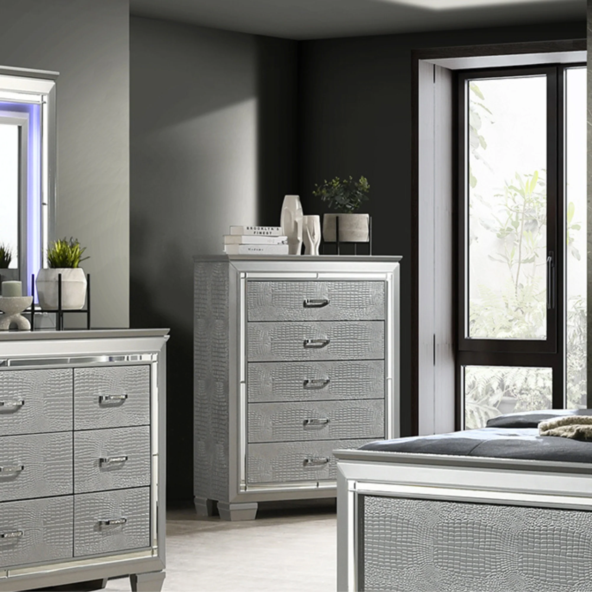 Flashy Tallboy 5 Drawer Silver - Image 2